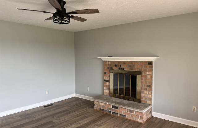 16767 Glaze Road Gallery 3