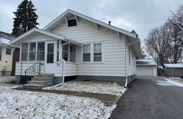 Main level house photos photos