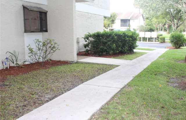 110 Gardens Dr Gallery 2