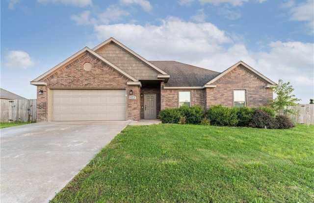 2091 Eagle Drive - 2091 Eagle Drive, Pea Ridge, AR 72751