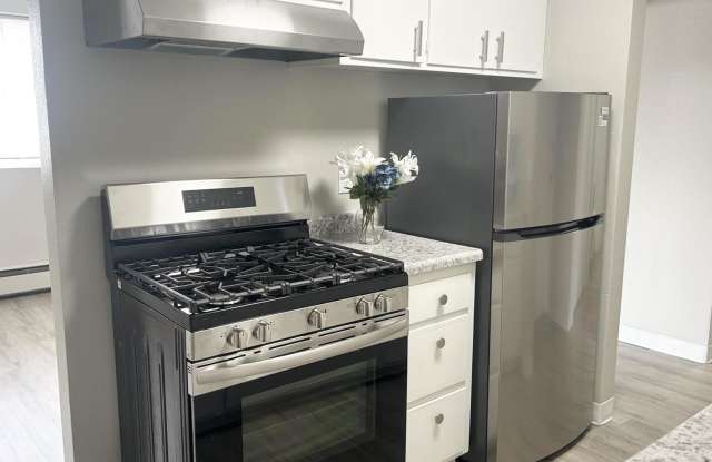 Richfield Square Apartments Gallery 3