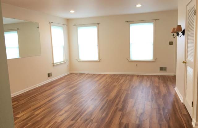1069 Roseberry Court Gallery 4