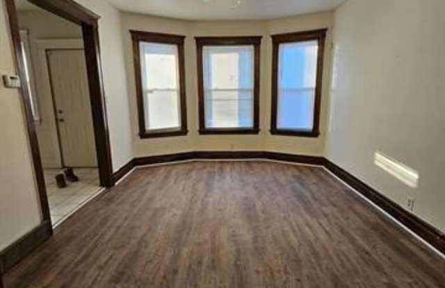 295 Marston Street photos photos