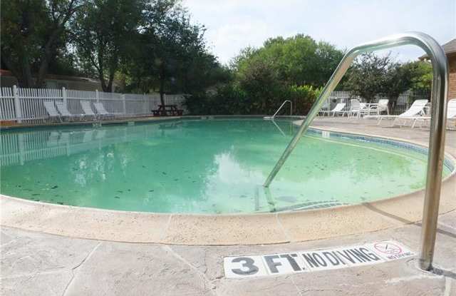 1800 Preston on the Lake - 1800 Preston on the Lake Boulevard, Little Elm, TX 75068