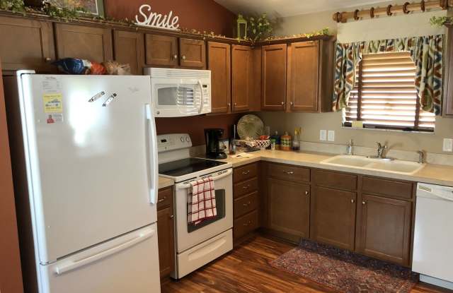 454 Flossmoor Court Gallery 4
