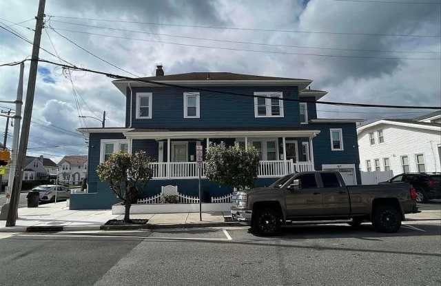 7001 Ventnor Ave Gallery 3
