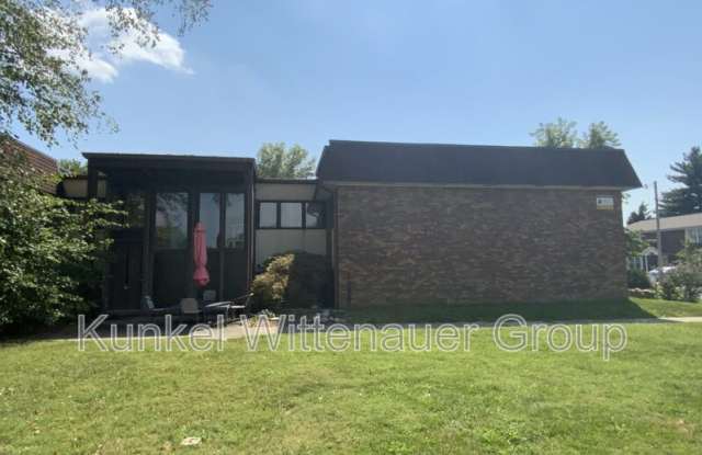 1-10 Sunset Drive - 1 Sunset Drive, Freeburg, IL 62243 1-10 Sunset Drive - 1 Sunset Drive, Freeburg, IL 62243