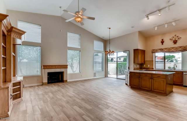 11836 E BELLA VISTA Drive Gallery 4