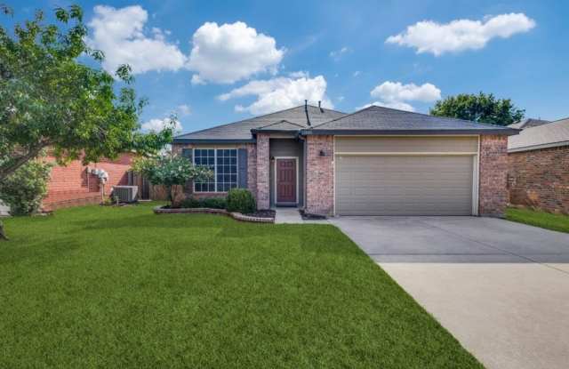 1108 Pine Ridge Road - 1108 Pine Ridge Road, Roanoke, TX 76262