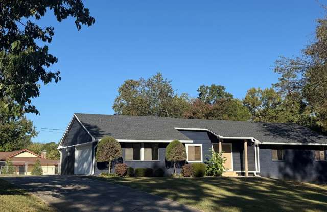 7111 Concord Ln., Benton AR 72019 - Beautiful country living just outside Benton. 3br 2ba w/Large fenced lot & 2 car garage Gallery 1