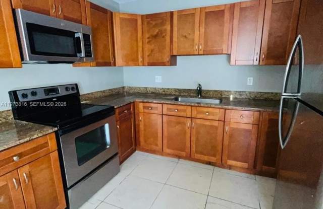 7701 SW 10th Ct photos photos