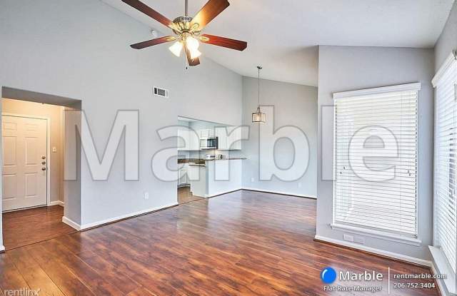 10075 Westpark Dr Apt 17 - 10075 Westpark Drive, Houston, TX 77042