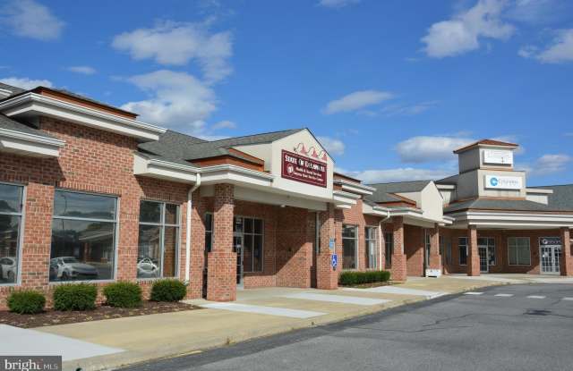 200 S DUPONT Boulevard unit: 101 photos photos