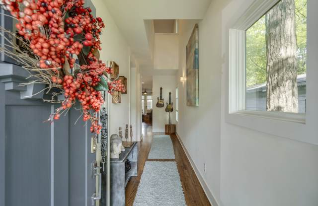 1910 11th Ave N photos photos