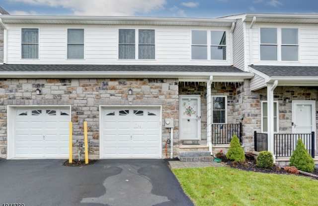 7 Decroce Ct Gallery 2