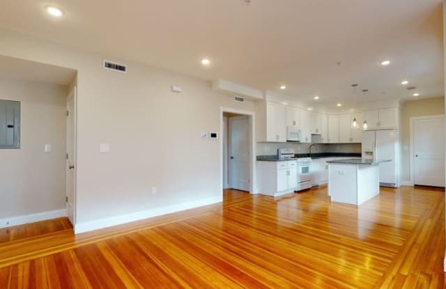 27 Leicester St 1 - 27 Leicester Street, Boston, MA 02135