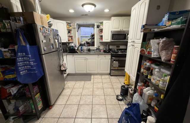 1304 N Campbell photos photos