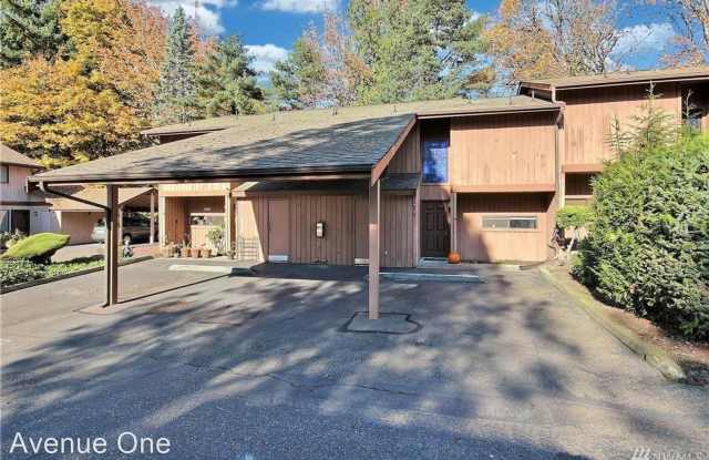 4161 145th Ave NE #G7 - 4161 145th Avenue Northeast, Bellevue, WA 98007