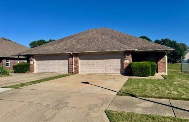 1602  N Willowbrook  DR photos photos