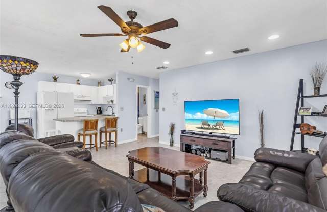 106 Channel Dr photos photos