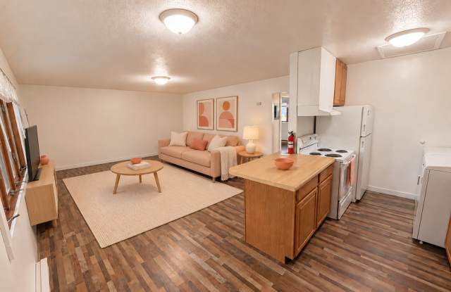 2 Bedroom Apartment at Whitewater Commons in St Charles Gallery 2