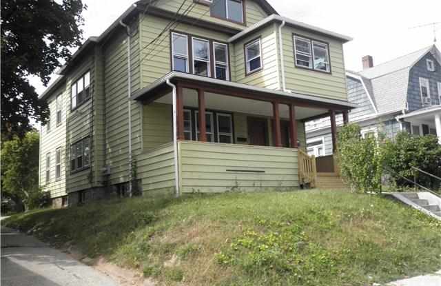 451 Gurdon Street Gallery 2