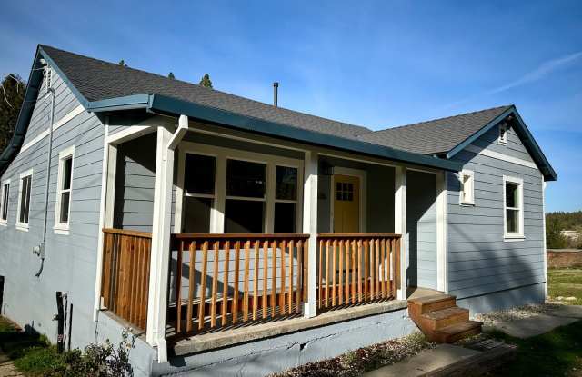 Newly Renovated Farm House Close to Grass Valley - 12536 La Barr Meadows Road, Nevada County, CA 95949