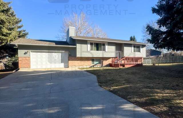 Newly Updated 4 bed/ 2 bath Single Family Home! - 1775 Edwards Drive, Sheridan, WY 82801