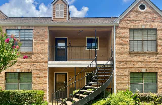 400 W Southtown #706 photos photos