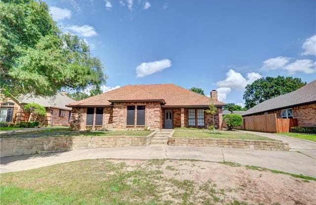 7304 Post Oak Drive - 7304 Post Oak Drive, North Richland Hills, TX 76182