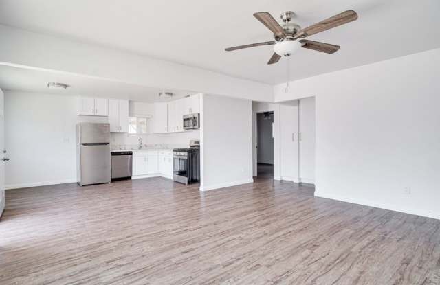 Coleen Homes photos photos