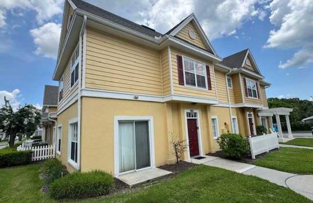 Fully Furnished 4 Bedroom 2 Bathroom Townhome in gated community. photos photos