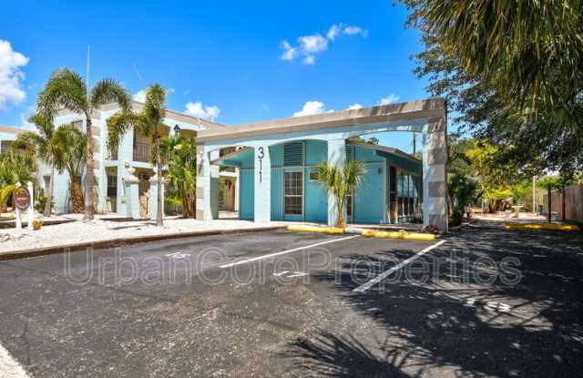 311 24th Ave N photos photos