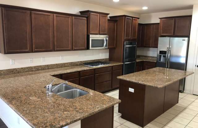 15585 W Devonshire Ave - 15585 West Devonshire Avenue, Goodyear, AZ 85395