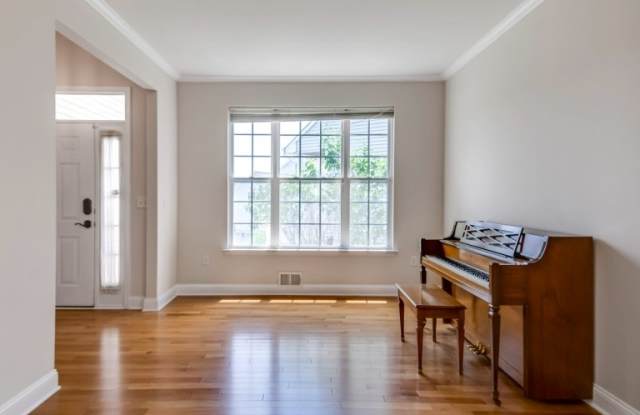 76 Winding Hill Dr Gallery 3