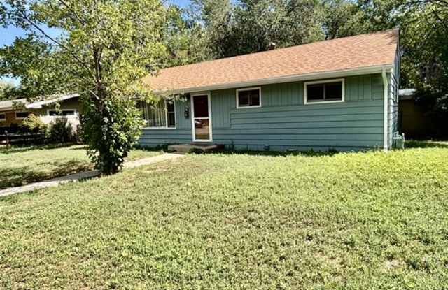 Lease Now & Get $300 off Your First Month | 3-Bedroom Home Just Minutes from Everything Gallery 3