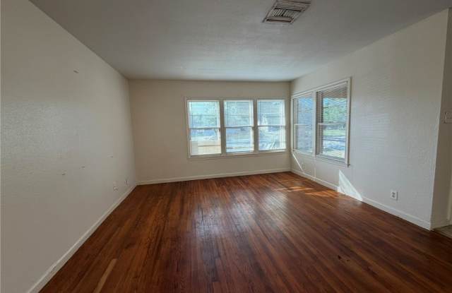 1545 Lea Lane Gallery 3