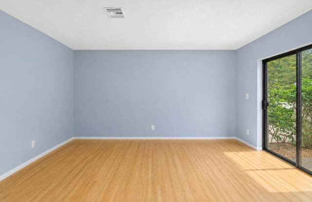 3130 KINGSWOOD Terrace Gallery 4