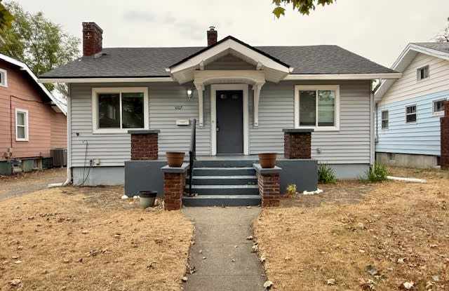 1007 East Carlisle Avenue photos photos