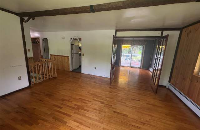 57 Wedgewood Drive Gallery 3