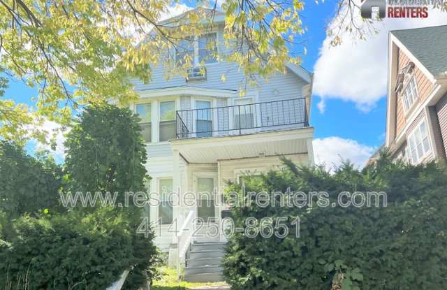 1755 N 47th St. photos photos