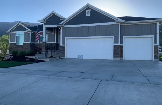1633 S Tuscany Grove Circle - 1633 S Tuscany Grove Cir, Farmington, UT 84025