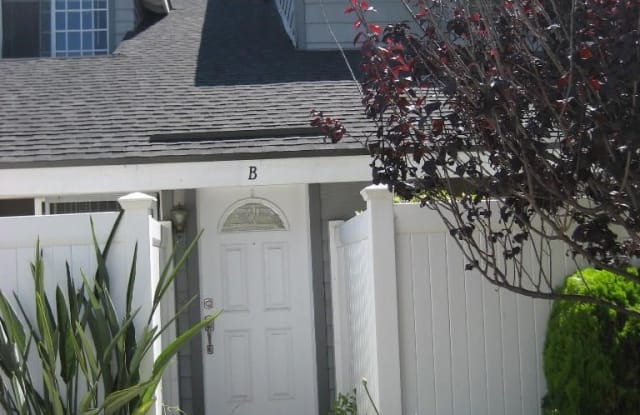 1052 Walnut Street - 1052 Walnut Street, Tustin, CA 92780