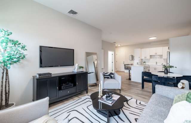 27 South Main Street photos photos