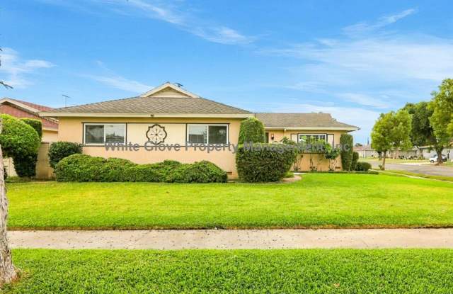 Beautifully Updated 3-Bedroom Fullerton Home with Spacious Backyard & Detached 2-Car Garage Gallery 1