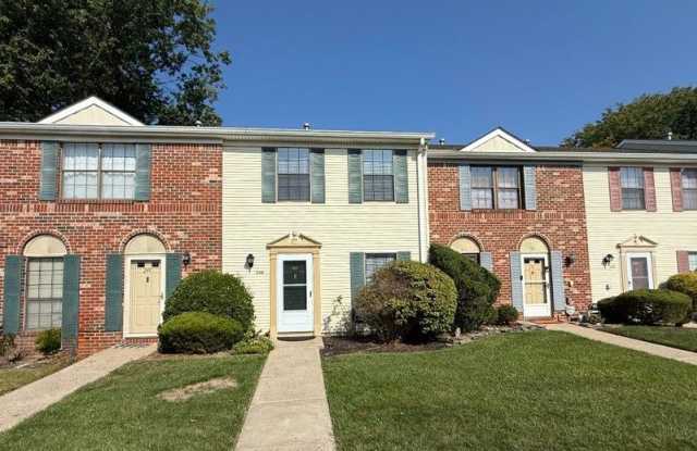 250 Bromley Place photos photos