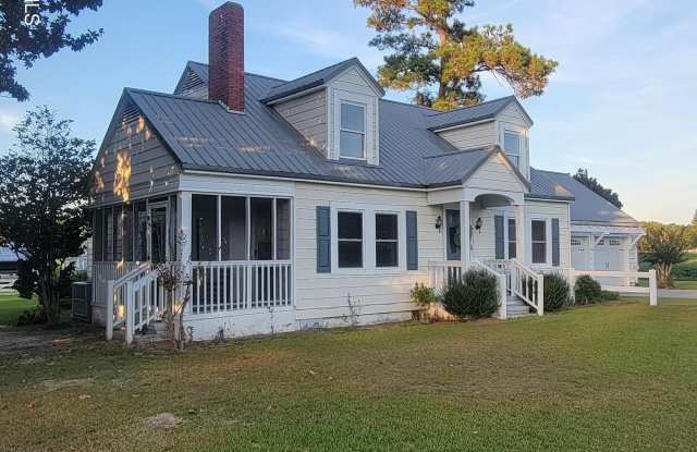 3766 Nc Hwy 53 W Gallery 1