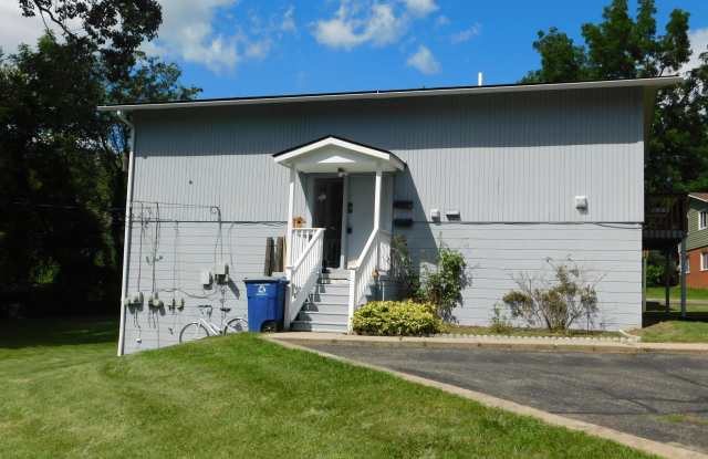 253 Brookridge Court Gallery 2