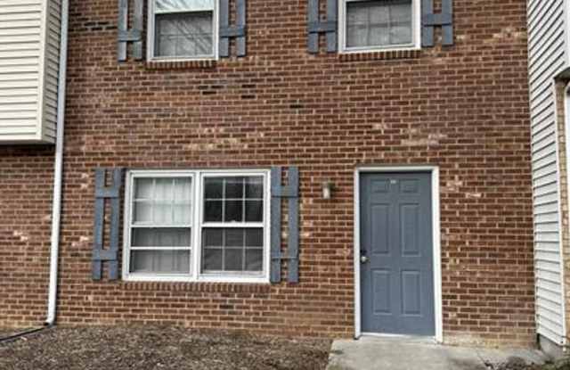 Spacious Townhome Near Campus photos photos Spacious Townhome Near Campus photos photos