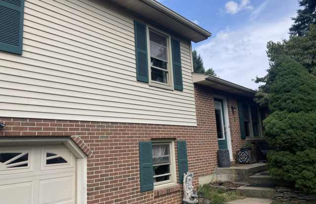 335 Cornertown Road Gallery 2